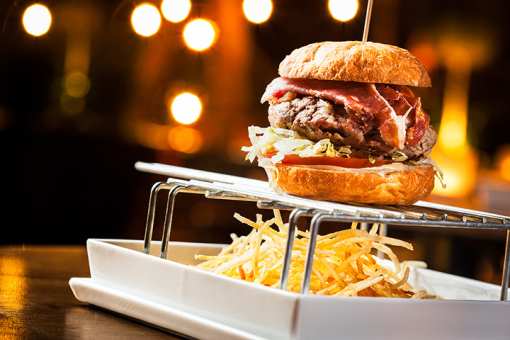 6 Best Burgers in New York!