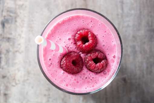 7 Best Smoothie Places in New York!