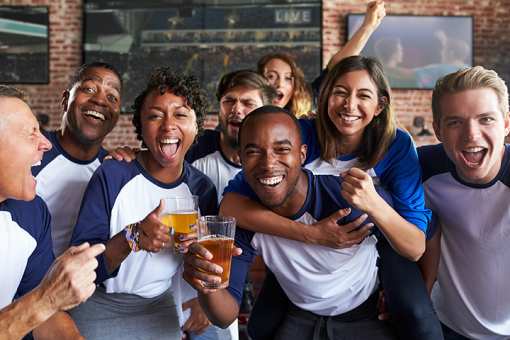 The 6 Best Sports Bars in New York!